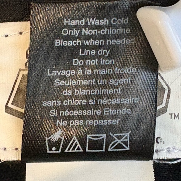 Black Super Mario Bros SnapBack Hat Unisex One Size - Picture 12 of 14